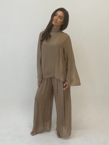 AYA in Mocha